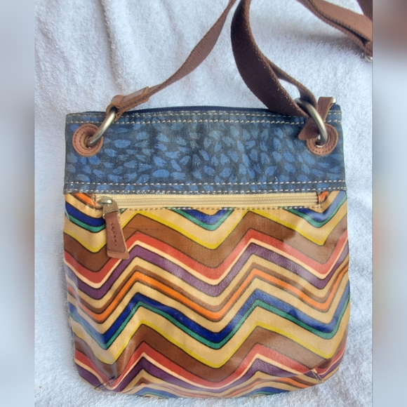 Fossil Multi colored Crossbody Chevron KeyPer Bag - Picture 2 of 4